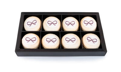 acht macarons (met of zonder logo)