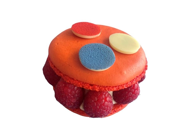 Konings macaron gebakje